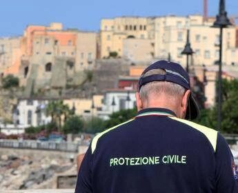 Campi Flegrei, scuola chiusa per livelli di anidride carbonica oltre la soglia