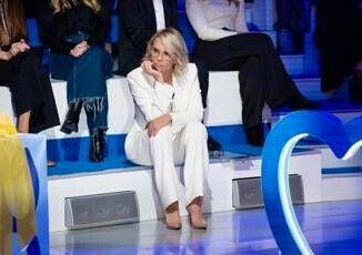 Ce posta per te stasera 8 marzo gli ospiti e le anticipazioni