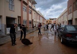 Ciclone in Spagna oltre 350 case evacuate a Malaga per le inondazioni Video