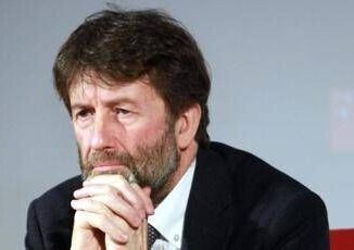 Cognome solo della madre la proposta di Franceschini divide