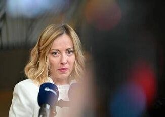 Dazi Usa, Meloni annulla impegni: "Al lavoro su azioni da intraprendere" 4 Dazi Usa Meloni annulla impegni Al lavoro su azioni da intraprendere