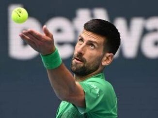 Djokovic guanti speciali a Miami a cosa serve lultima trovata di Nole