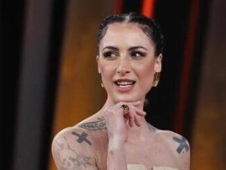 Ema Stokholma a Verissimo chi e la conduttrice radiofonica ospite oggi 29 marzo