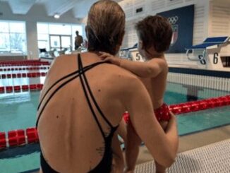 Federica Pellegrini il tenero scatto in piscina insieme alla figlia Matilde Prossima campionessa