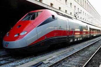Guasto tecnico sull’alta velocità Roma–Napoli: ritardi fino a 90 minuti