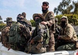 Israele lancia avvertimento alla Siria 13 morti nei raid
