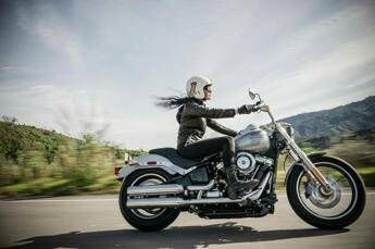 La primavera è alle porte: ecco come scegliere l’assicurazione moto più adatta alle proprie esigenze