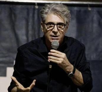 Mauro Fratini porta in scena Ci vorrebbe un miracolo al Teatro de Servi