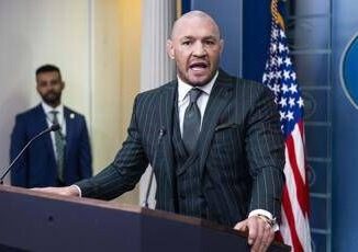 McGregor visita alla Casa Bianca e incontro con Trump Video