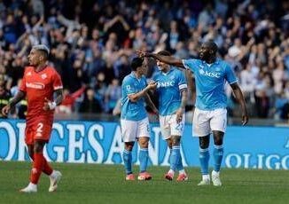 Napoli Fiorentina 2 1 decidono Lukaku e Raspadori azzurri di nuovo a 1 dallInter
