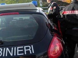 Napoli picchiano tassista e postano video denunciati 4 minori