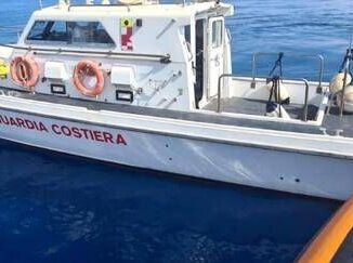 Napoli studentessa morta in gita dopo malore in traghetto. Giovedi lautopsia