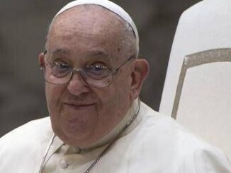 Papa Francesco domenica lascia il Gemelli Ha rischiato due volte la vita