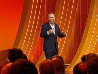 Roberto Benigni a Il sogno la battuta sul rapporto Meloni Musk cosa ha detto