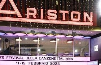 Sanremo comune sfida la Rai e alza la posta approvata delibera gara per Festival