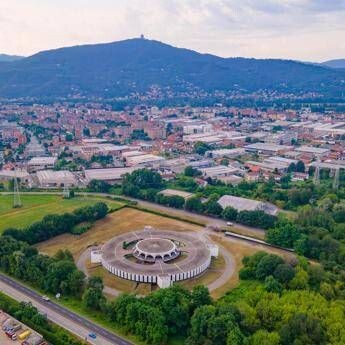 Schneider Electric partner di Argotec nel suo avveniristico SpacePark alle porte di Torino