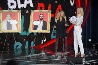 Selvaggia Lucarelli, da Fedez a Barbara D’Urso: le frecciate a ‘Obbligo o verità’