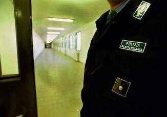 Si toglie la vita nel carcere di Bollate era allergastolo per aver ucciso lex marito