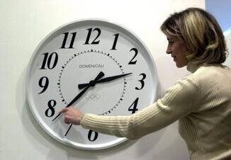 Stanotte torna l'ora legale, cosa cambia e come spostare le lancette 4 Stanotte torna lora legale cosa cambia e come spostare le lancette
