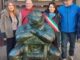 Svelata la statua di Bobo un omaggio a Sergio Staino