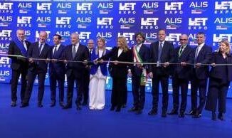 Tajani Limportante e occuparsi dei problemi non preoccuparsi