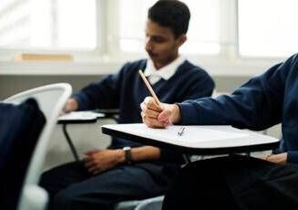 Thailandia addio divieti a scuola la rivoluzione parte dai capelli
