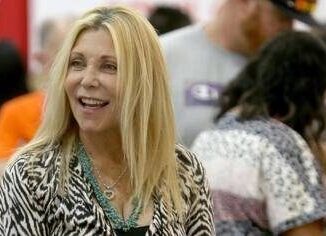 Trovata morta Pamela Bach ex moglie della star di Baywatch David Hasselhoff