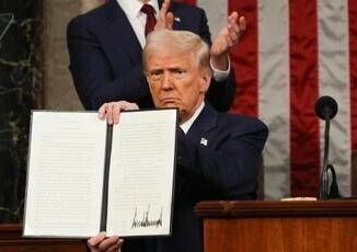 Trump e la guerra dei dazi Ora tocca a noi dal 2 aprile tariffe reciproche