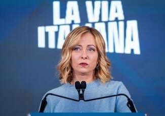 Ucraina Meloni oggi a Londra per rilanciare il tavolo Usa Ue la proposta della premier