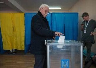Ucraina verso il voto media Zelensky ha dato istruzioni per elezioni in estate