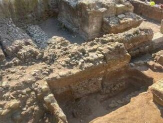 Un epitaffio per un gladiatore scoperto nella necropoli di Liternum