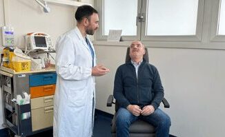 Un tumore gli invadeva mezzo viso salvato a Bologna da un intervento hi tech