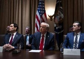 Usa si allarga lo scandalo sicurezza online i dati dei consiglieri di Trump
