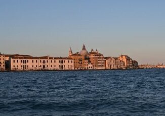 Venezia a rischio inondazioni estreme entro il 2150 lallerta da uno studio INGV