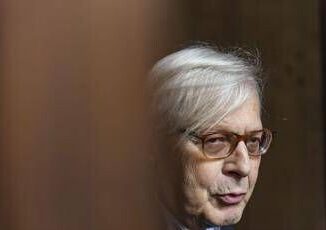 Vittorio Sgarbi ricoverato al Gemelli lamico Veneziani Depressione alleata della malattia