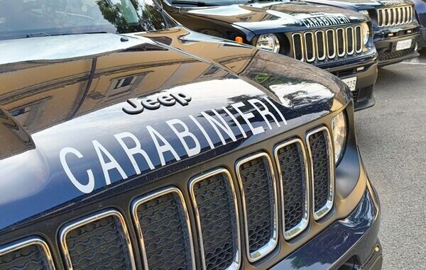 carabinieri auto jeep