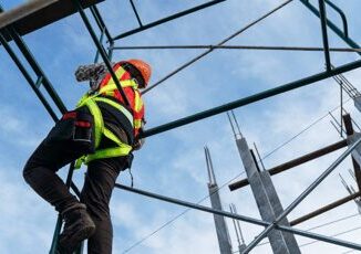 1 maggio Giorgio De Rita Censis E la festa del lavoro come asse portante crescita e sviluppo Paese