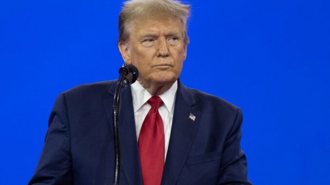 Trump “Trasferite aziende negli Stati Uniti, zero dazi”