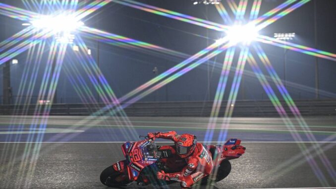 Marc Marquez in pole in Qatar davanti ad Alex, Bagnaia in 4^ fila