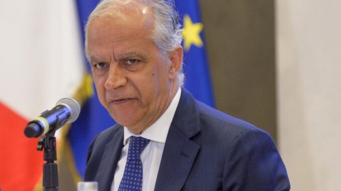 Piantedosi “Lotta ai trafficanti di esseri umani resta prioritaria”