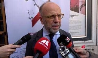 Aids Antinori Spallanzani In Italia 2mila casi di Hiv lanno 140mila con infezione