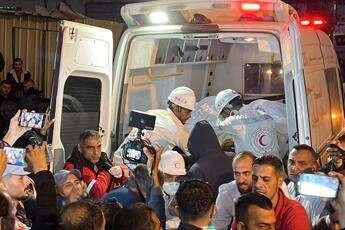 Ambulanze colpite a Gaza, Idf ammette: “Avevano le luci accese”