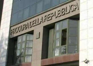 Armi alla Colombia archiviate a Napoli accuse per DAlema e Profumo