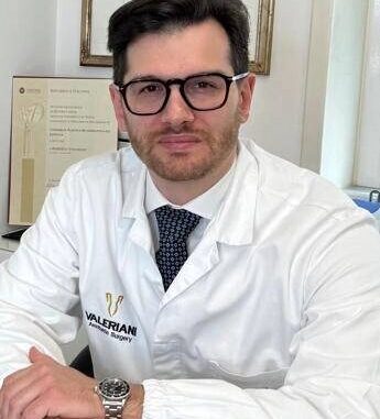 Chirurgo plastico: “Ritocchino per uomini non è più tabù, over 50 vogliono piacere”
