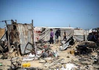 Gaza nuovi raid israeliani nella notte. Media Pesanti bombardamenti a Khan Younis