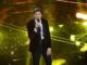 Gianni Morandi il video sul bus a Bologna Non ho una lira per il taxi