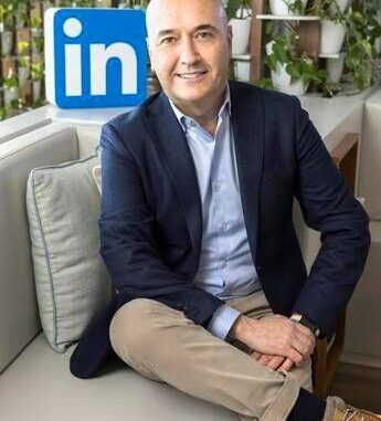 IA e lavoro in Italia: l’analisi di LinkedIn sulle competenze del futuro e le sfide del gender gap