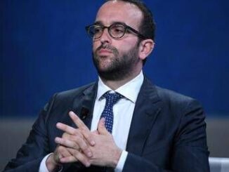 Il direttore de Il Foglio racconta in unintervista allIa lesperienza del Foglio Ai
