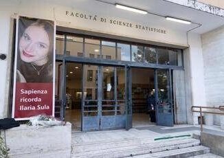 Ilaria Sula uccisa a coltellate e nascosta in una valigia la confessione dallex Mi dispiace