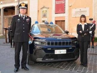 Jeep Avenger 100 elettrica entra in servizio nellArma dei Carabinieri